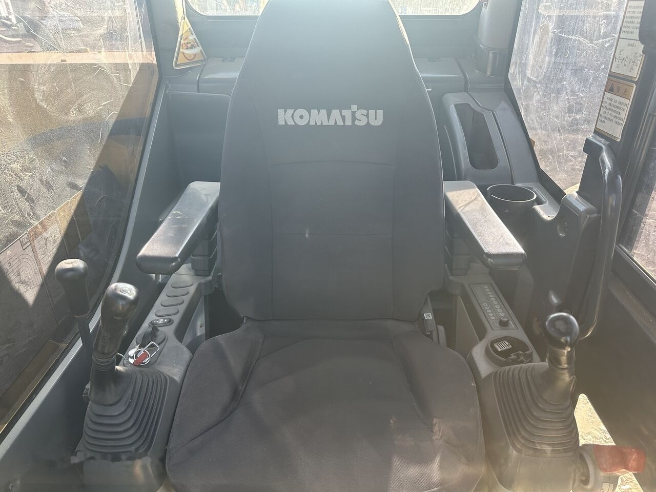 Komatsu PC70 - Miniekskavaator: pilt 4 Komatsu PC70 - Miniekskavaator: pilt 4