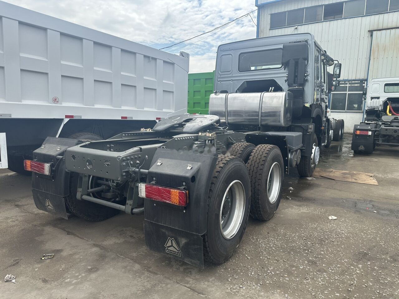 Howo  - Sadulveok: pilt 5 Howo  - Sadulveok: pilt 5