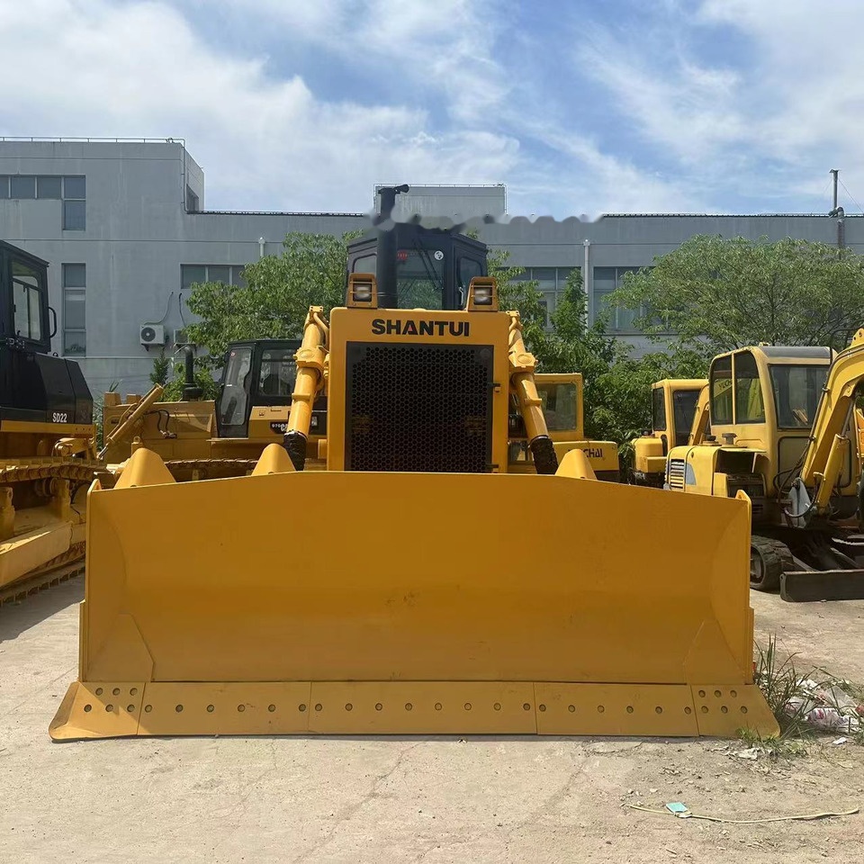 Shantui SD22 - Buldooser: pilt 2 Shantui SD22 - Buldooser: pilt 2