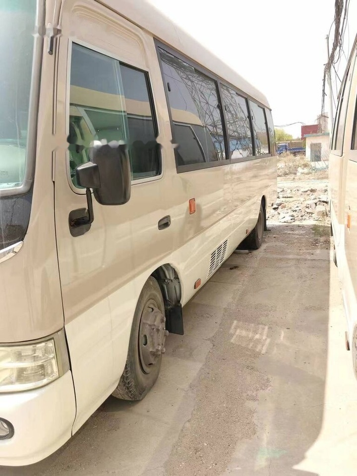 Toyota Coaster - Linnaliini buss: pilt 3 Toyota Coaster - Linnaliini buss: pilt 3