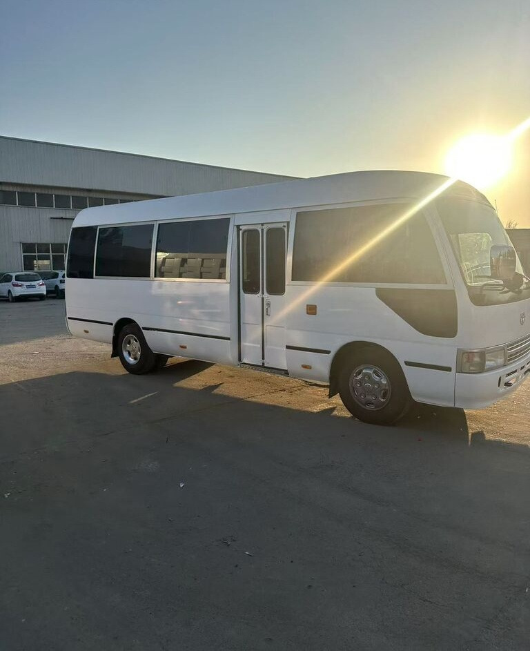 Toyota Coaster - Maakonnaliini buss: pilt 2 Toyota Coaster - Maakonnaliini buss: pilt 2