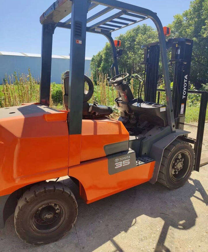 Toyota FD35 - Diiseltõstuk: pilt 2 Toyota FD35 - Diiseltõstuk: pilt 2