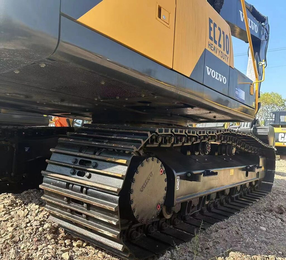Volvo EC210 - Lintekskavaator: pilt 1 Volvo EC210 - Lintekskavaator: pilt 1
