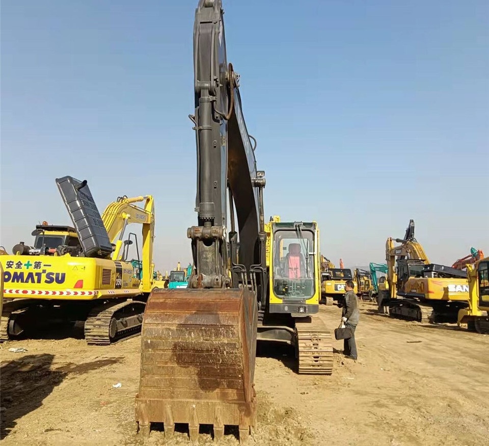 Volvo EC210B - Lintekskavaator: pilt 2 Volvo EC210B - Lintekskavaator: pilt 2