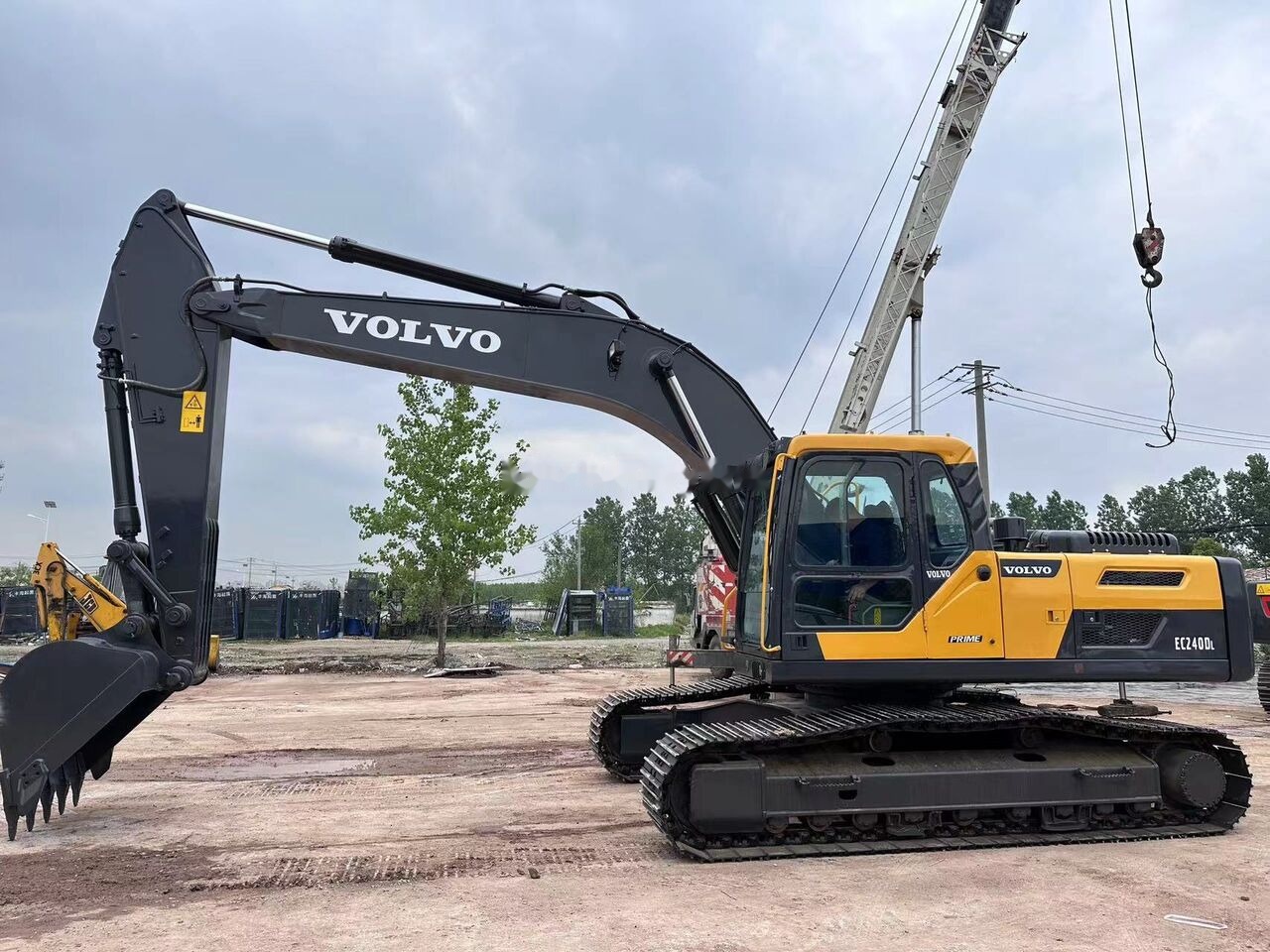 Volvo EC240 - Lintekskavaator: pilt 4 Volvo EC240 - Lintekskavaator: pilt 4