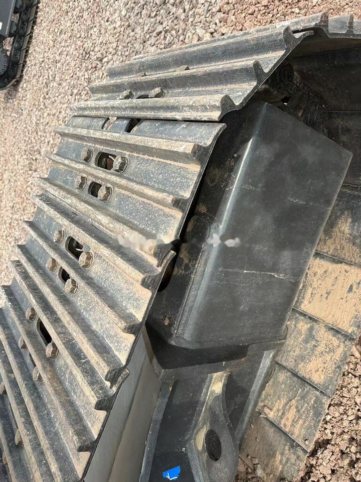 Volvo EC240 - Lintekskavaator: pilt 1 Volvo EC240 - Lintekskavaator: pilt 1