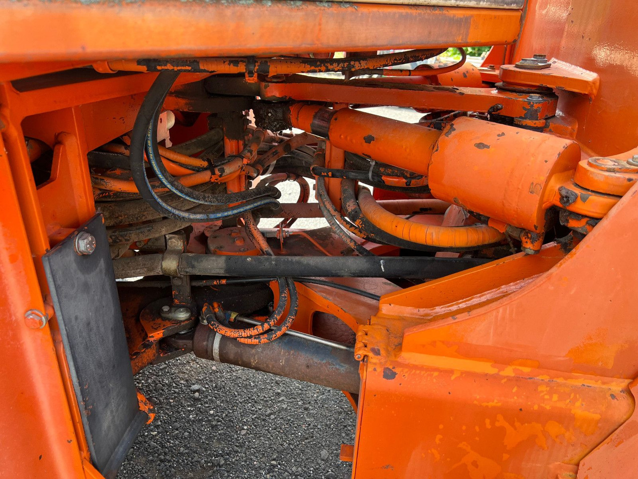 Schaeff SKB 1000 - Ekskavaator-laadur: pilt 4 Schaeff SKB 1000 - Ekskavaator-laadur: pilt 4