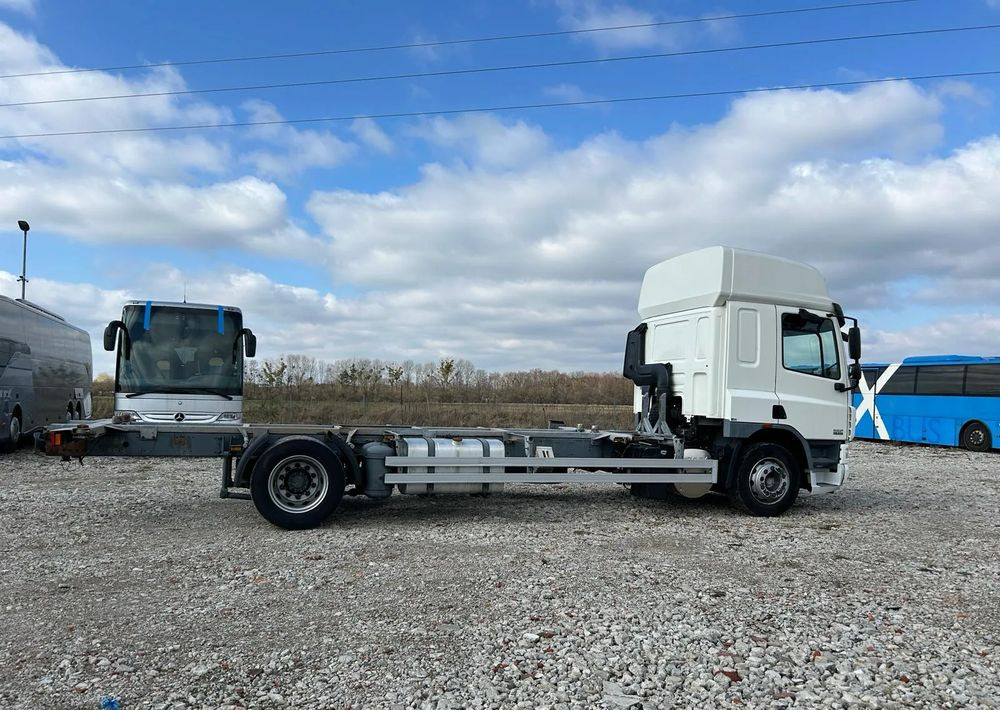 DAF CF75.310 - Kabiinišassiiga veoauto: pilt 2 DAF CF75.310 - Kabiinišassiiga veoauto: pilt 2