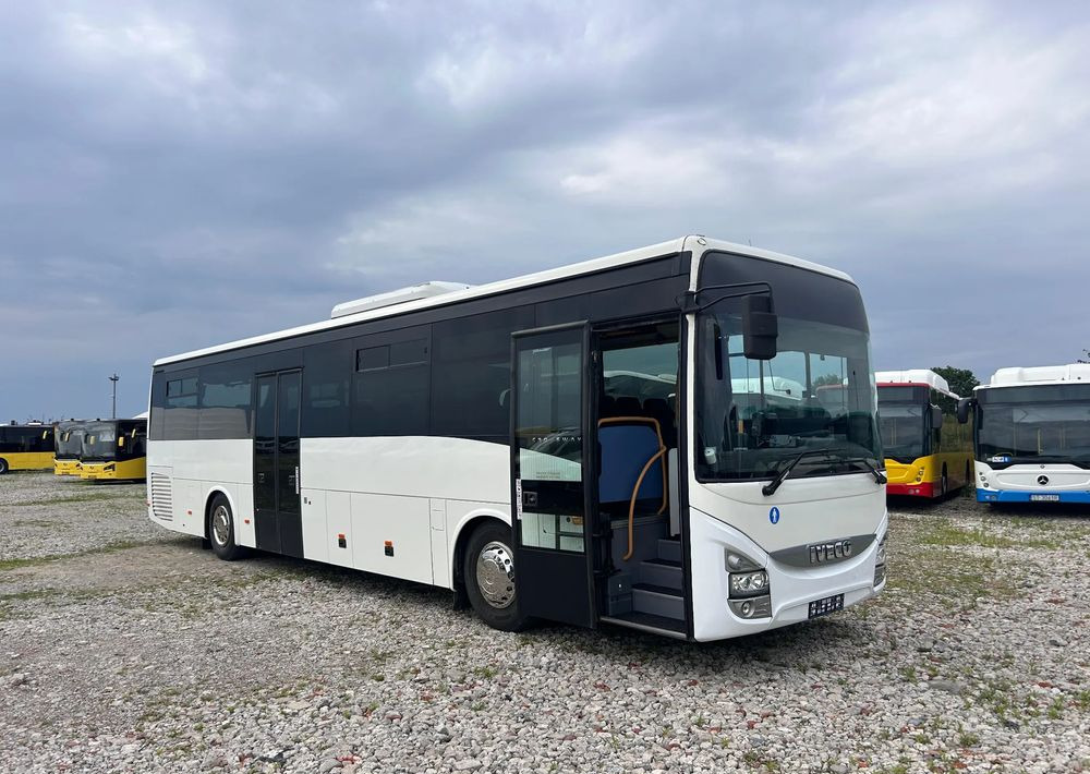 Iveco Crossway - Maakonnaliini buss: pilt 2 Iveco Crossway - Maakonnaliini buss: pilt 2