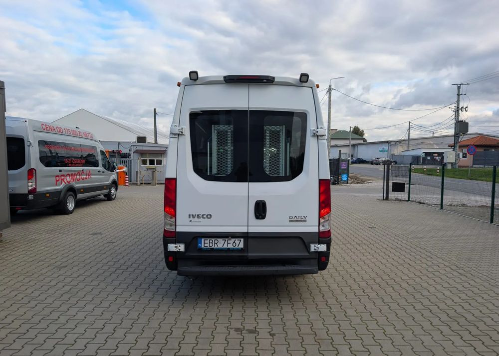 Iveco Daily - Väikebuss, Mikrobuss: pilt 4 Iveco Daily - Väikebuss, Mikrobuss: pilt 4