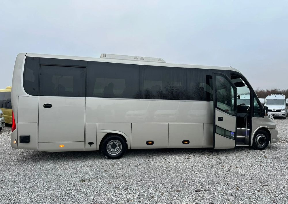 Iveco Daily - Väikebuss, Mikrobuss: pilt 2 Iveco Daily - Väikebuss, Mikrobuss: pilt 2