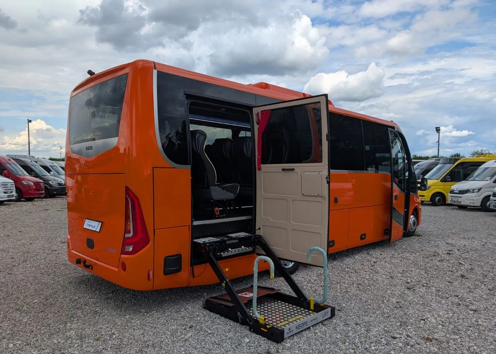 Iveco Daily - Kaugsõidu buss: pilt 1 Iveco Daily - Kaugsõidu buss: pilt 1