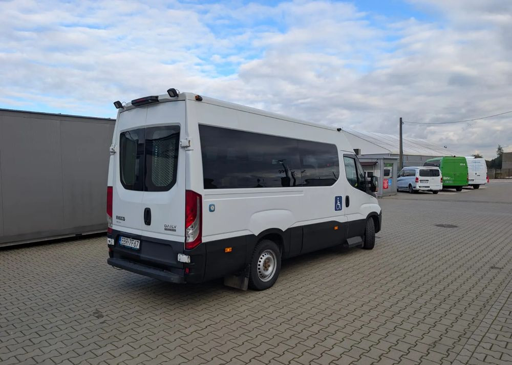 Iveco Daily - Väikebuss, Mikrobuss: pilt 3 Iveco Daily - Väikebuss, Mikrobuss: pilt 3
