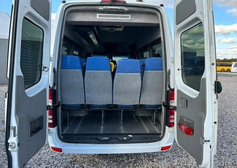 Väikebuss, Mikrobuss Mercedes-Benz Sprinter 519: pilt 8