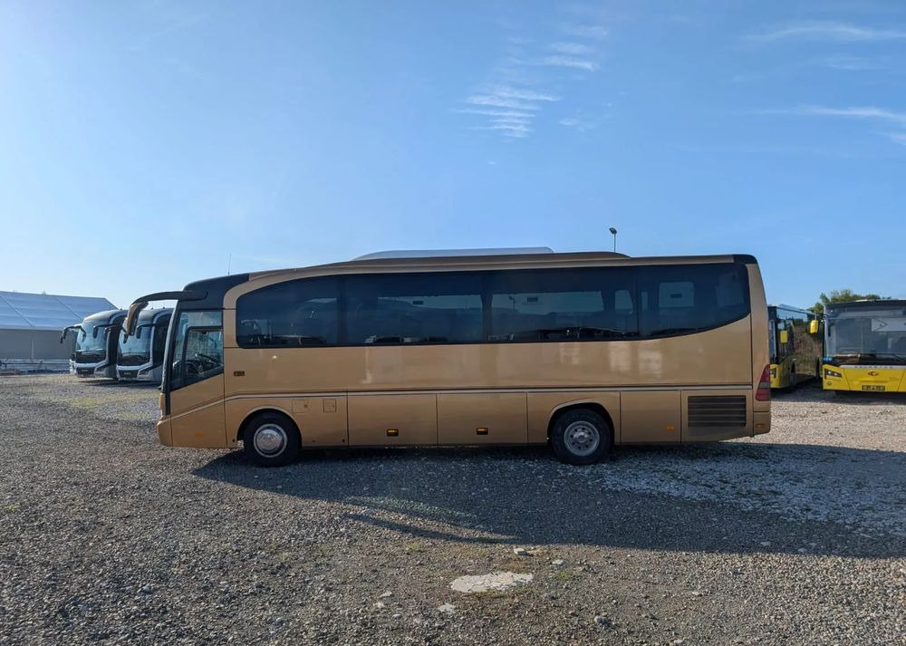 Kaugsõidu buss Mercedes-Benz Tourino: pilt 9