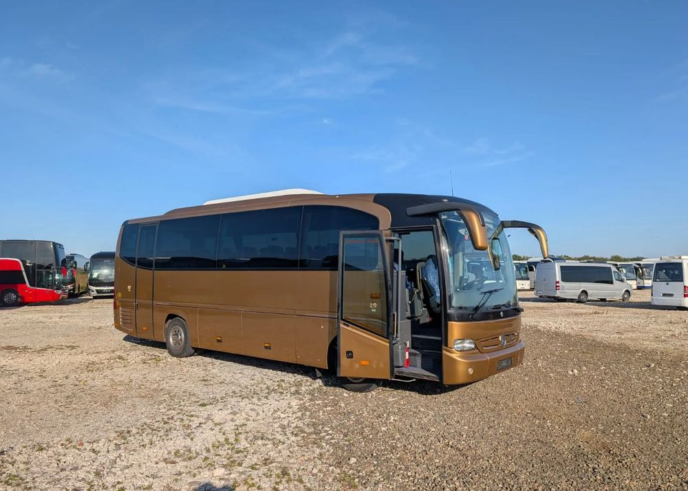 Mercedes-Benz Tourino - Kaugsõidu buss: pilt 2 Mercedes-Benz Tourino - Kaugsõidu buss: pilt 2