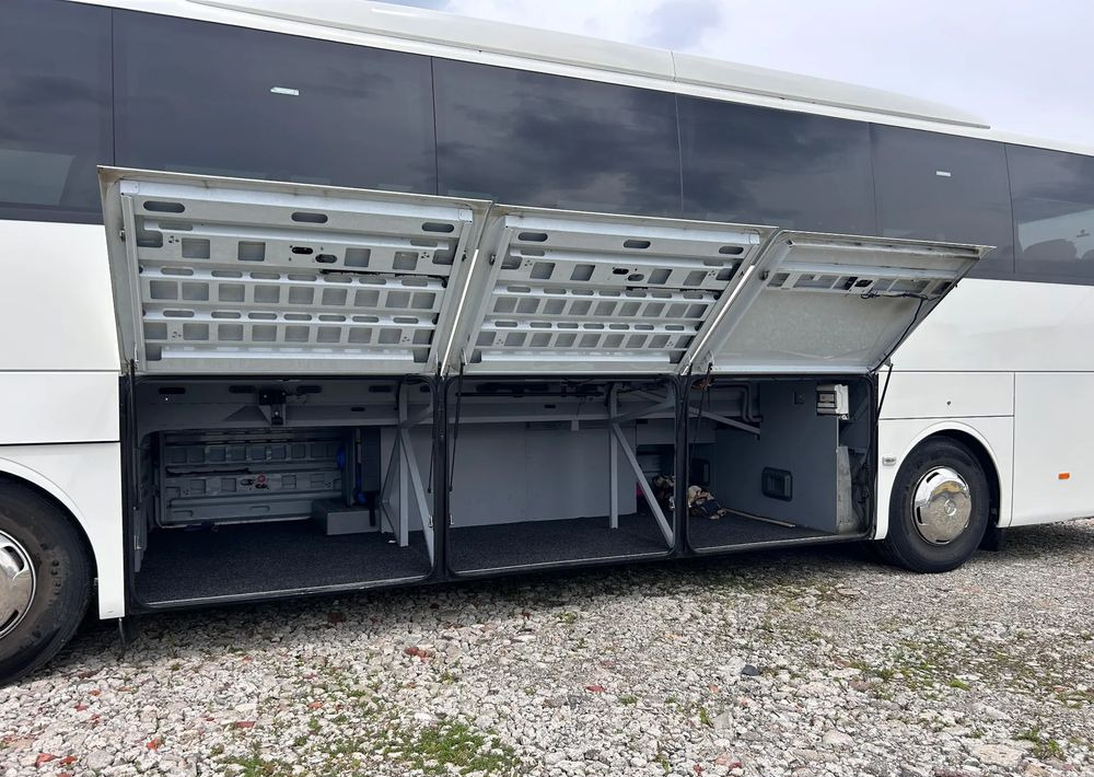 Kaugsõidu buss Mercedes-Benz Tourismo: pilt 8