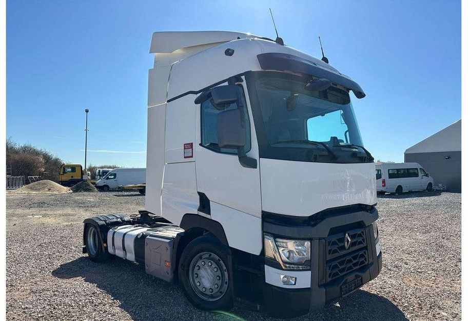 Renault T440 - Sadulveok: pilt 1 Renault T440 - Sadulveok: pilt 1
