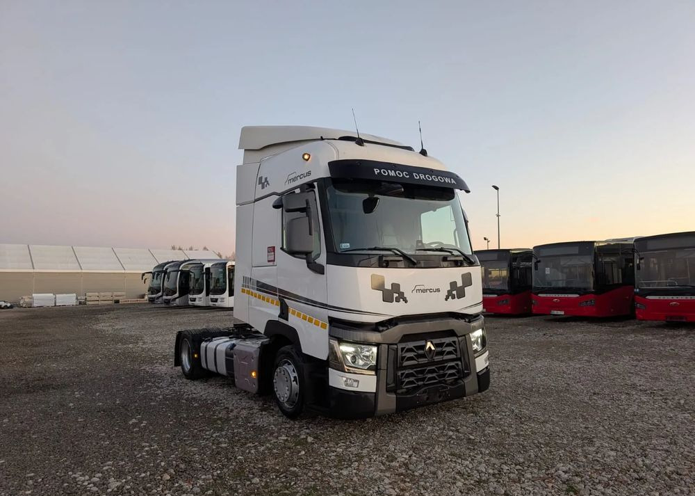 Renault T440 - Sadulveok: pilt 1 Renault T440 - Sadulveok: pilt 1