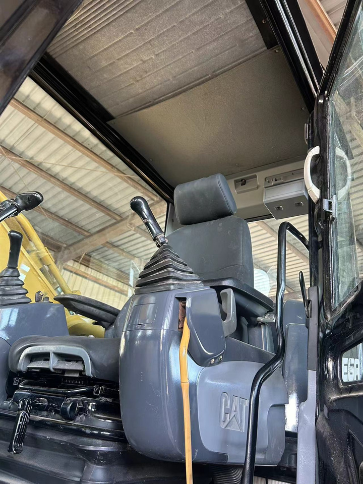 CAT 329D - Lintekskavaator: pilt 4 CAT 329D - Lintekskavaator: pilt 4