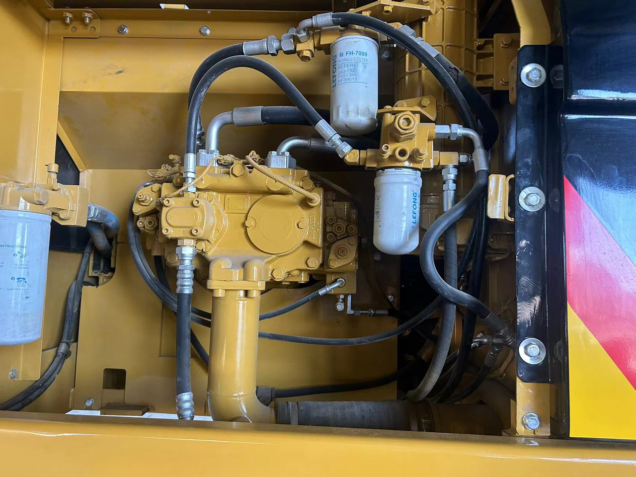 CAT 329D - Lintekskavaator: pilt 5 CAT 329D - Lintekskavaator: pilt 5