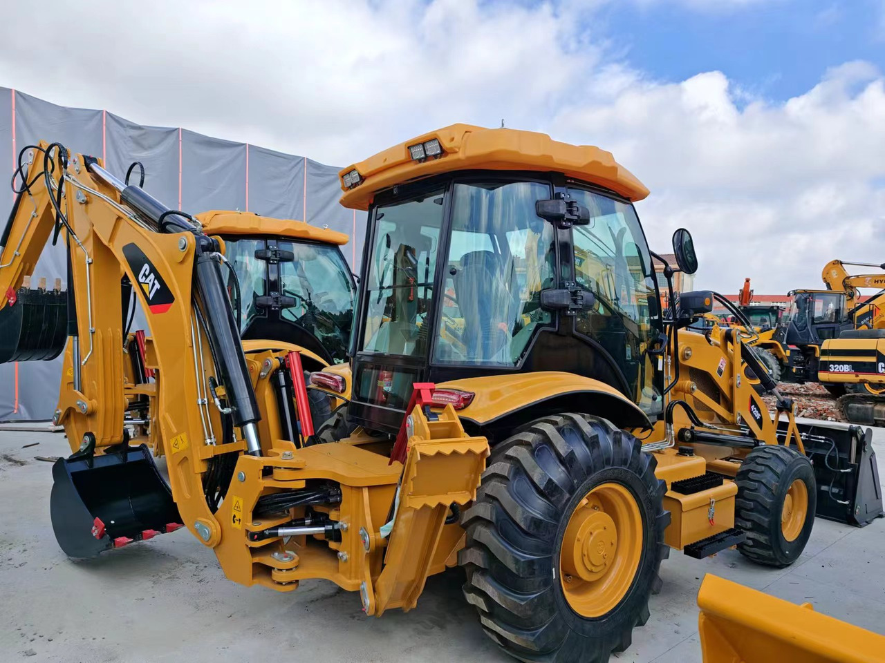 CAT 420F - Ekskavaator-laadur: pilt 5 CAT 420F - Ekskavaator-laadur: pilt 5