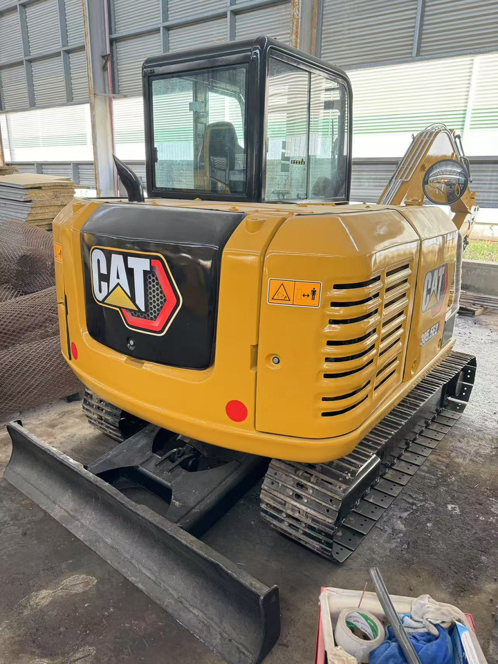 CATERPILLAR 305.5E2 - Miniekskavaator: pilt 2 CATERPILLAR 305.5E2 - Miniekskavaator: pilt 2