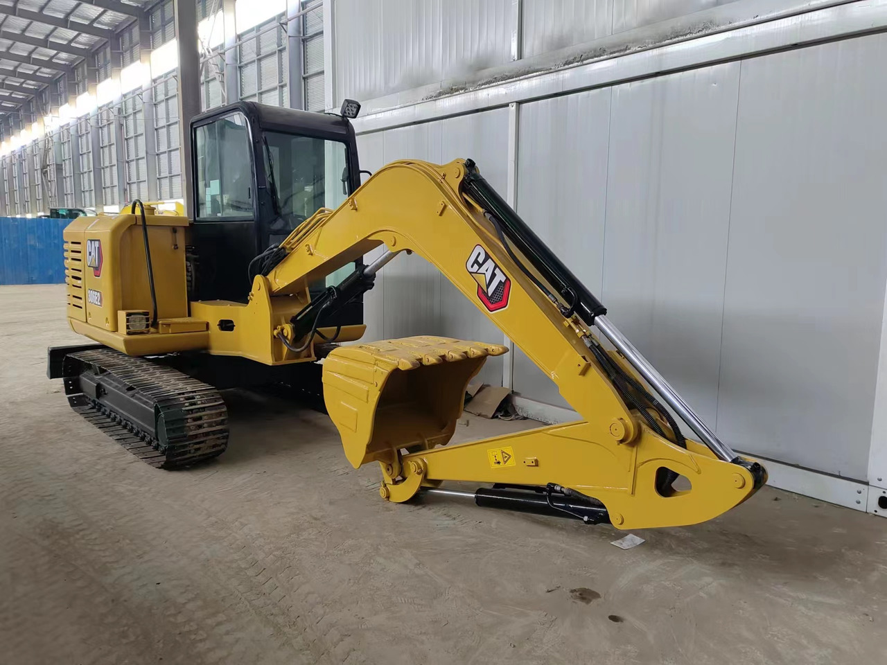 CATERPILLAR 306E2 - Miniekskavaator: pilt 1 CATERPILLAR 306E2 - Miniekskavaator: pilt 1