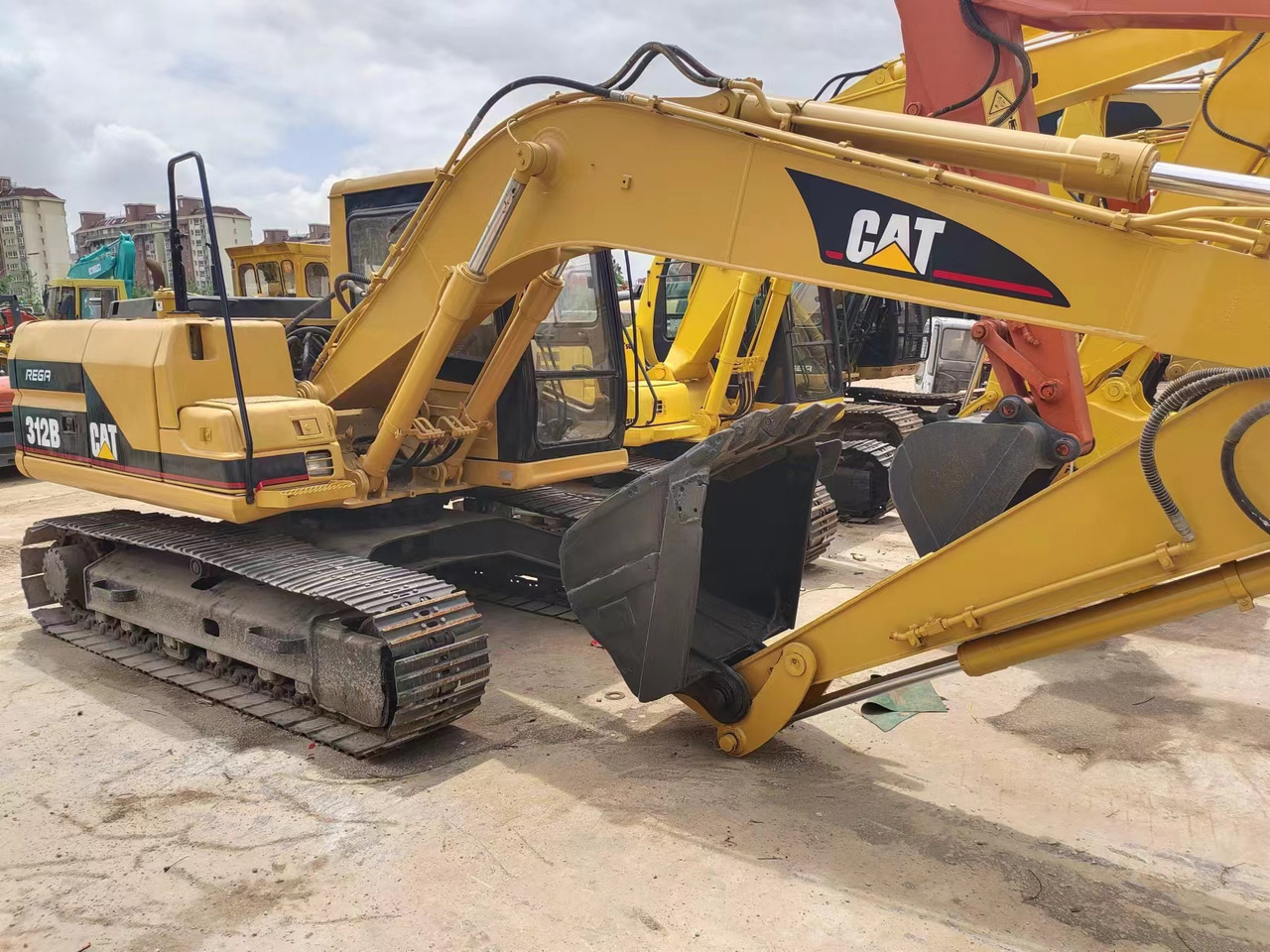 CATERPILLAR 312B - Lintekskavaator: pilt 2 CATERPILLAR 312B - Lintekskavaator: pilt 2