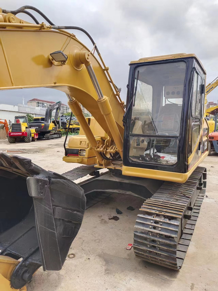 CATERPILLAR 312B - Lintekskavaator: pilt 5 CATERPILLAR 312B - Lintekskavaator: pilt 5