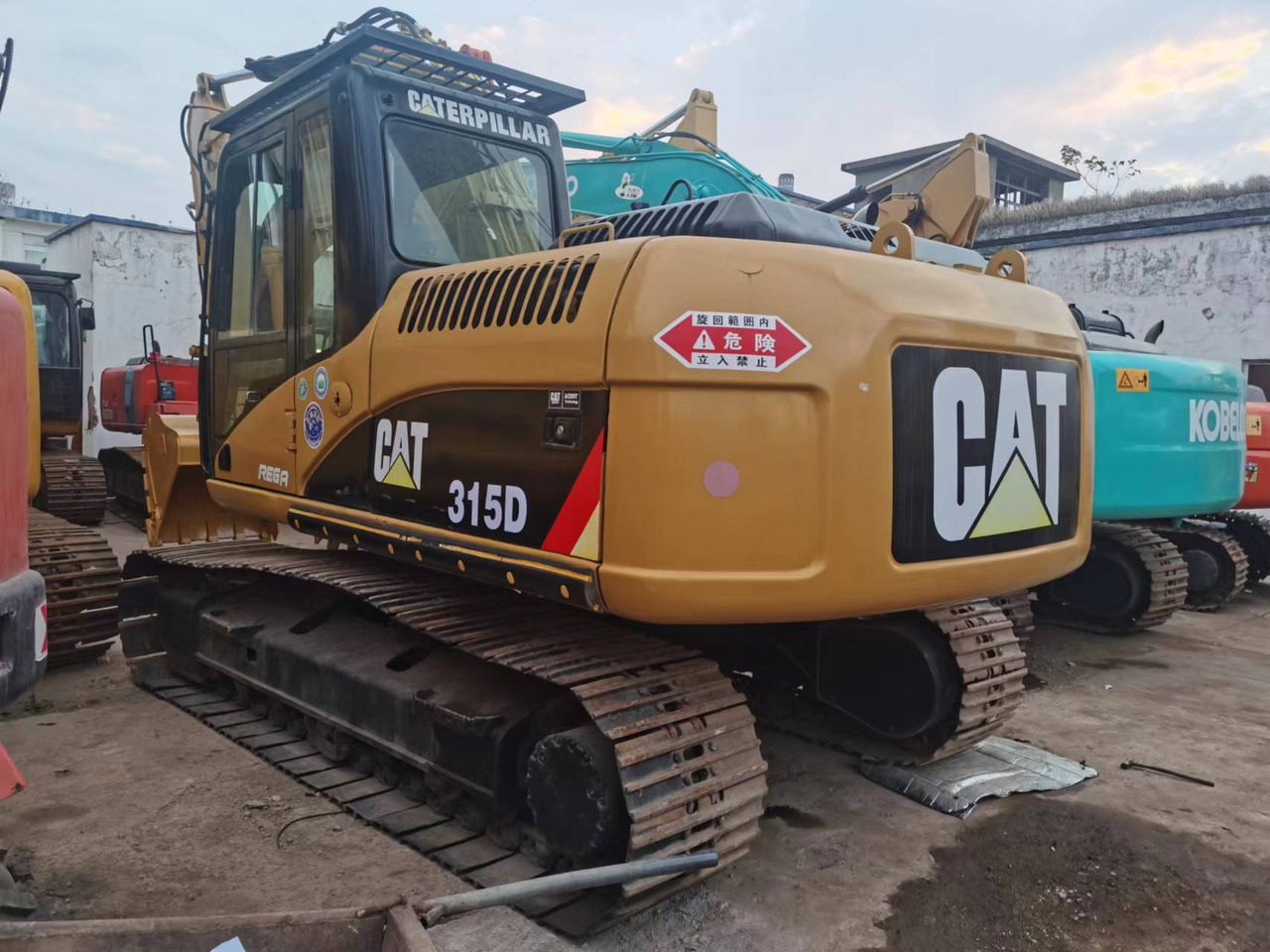 CATERPILLAR 315D - Lintekskavaator: pilt 1 CATERPILLAR 315D - Lintekskavaator: pilt 1