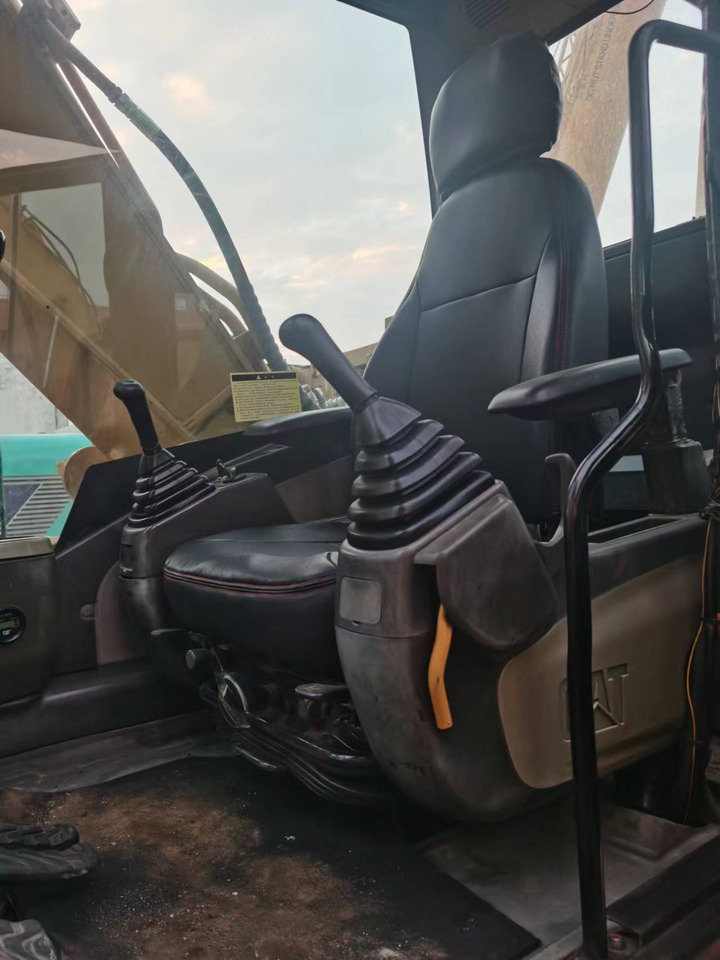 CATERPILLAR 315D - Lintekskavaator: pilt 5 CATERPILLAR 315D - Lintekskavaator: pilt 5