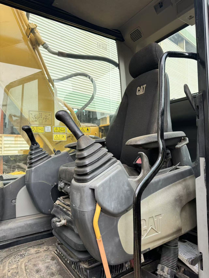 CATERPILLAR 315D2 - Lintekskavaator: pilt 5 CATERPILLAR 315D2 - Lintekskavaator: pilt 5