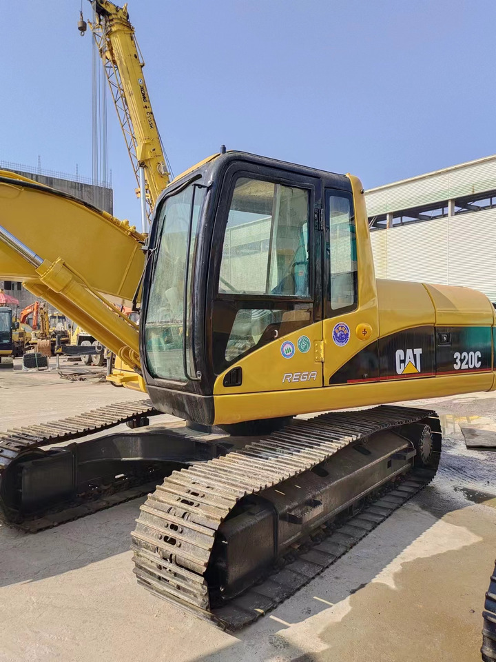 CATERPILLAR 320C - Lintekskavaator: pilt 2 CATERPILLAR 320C - Lintekskavaator: pilt 2