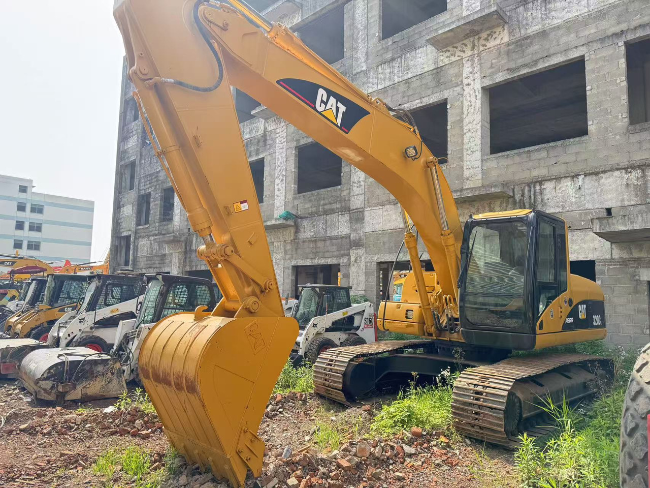 CATERPILLAR 320CL CAT - Lintekskavaator: pilt 1 CATERPILLAR 320CL CAT - Lintekskavaator: pilt 1