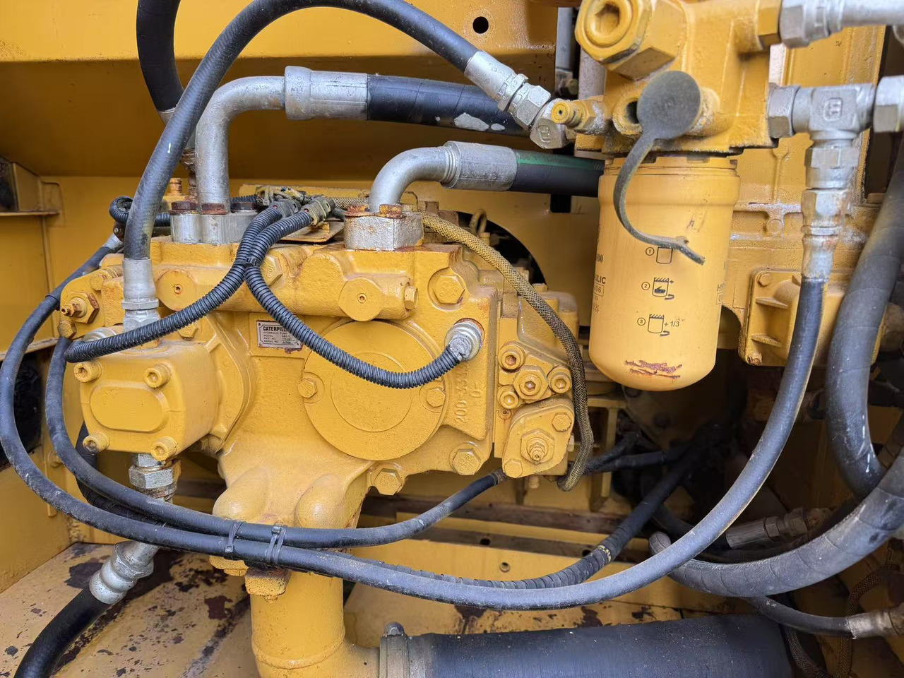 CATERPILLAR 320CL CAT - Lintekskavaator: pilt 4 CATERPILLAR 320CL CAT - Lintekskavaator: pilt 4