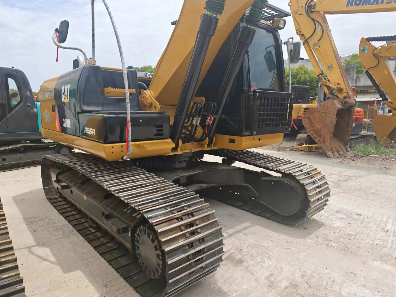 CATERPILLAR 320D - Lintekskavaator: pilt 4 CATERPILLAR 320D - Lintekskavaator: pilt 4
