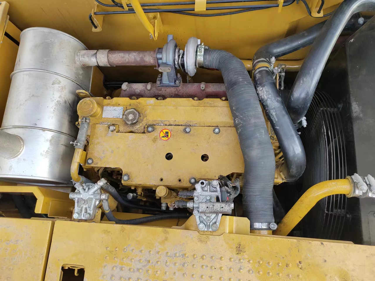 CATERPILLAR 320D2L CAT 320D - Lintekskavaator: pilt 5 CATERPILLAR 320D2L CAT 320D - Lintekskavaator: pilt 5