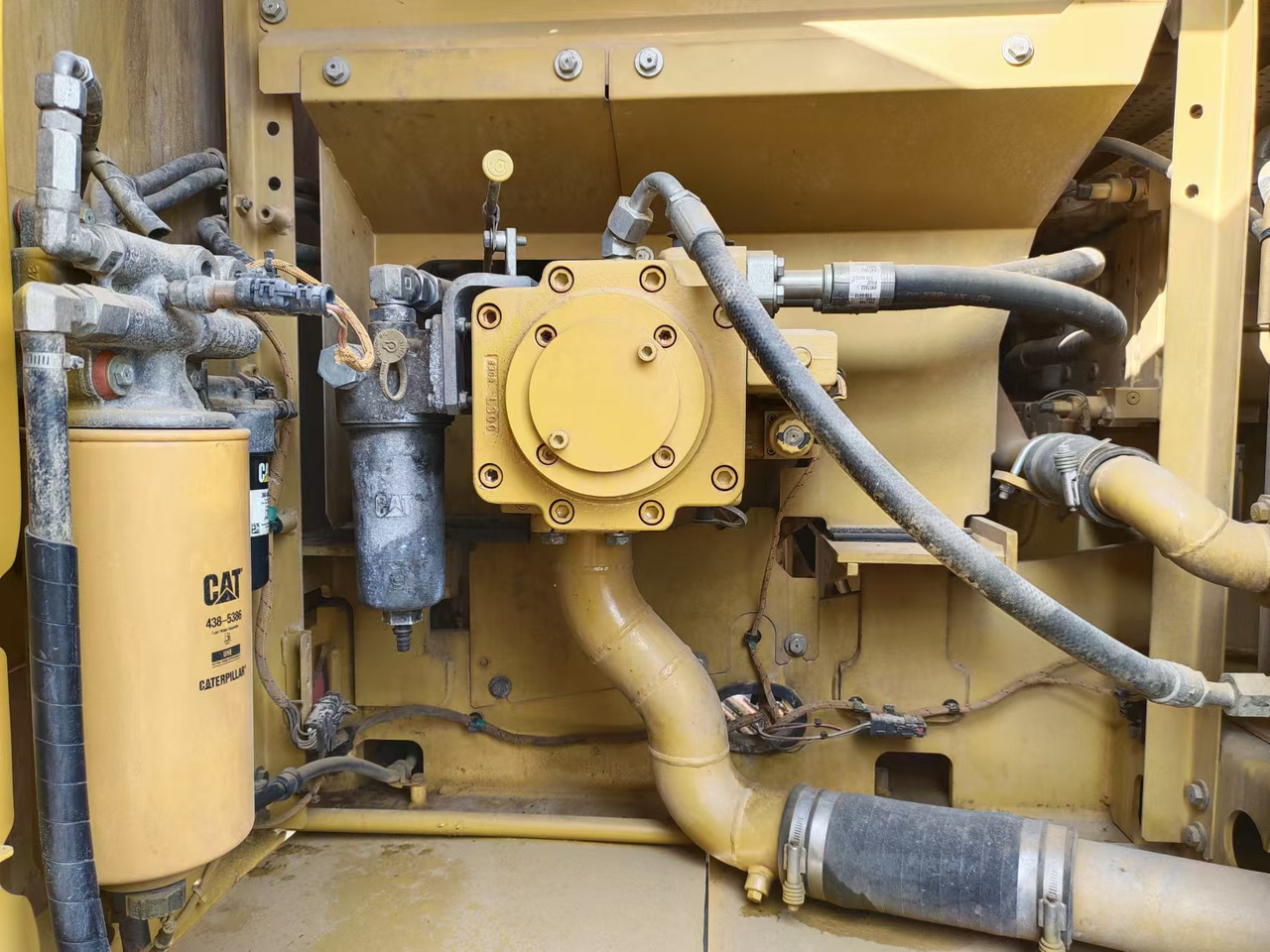 Lintekskavaator CATERPILLAR 320GC: pilt 7