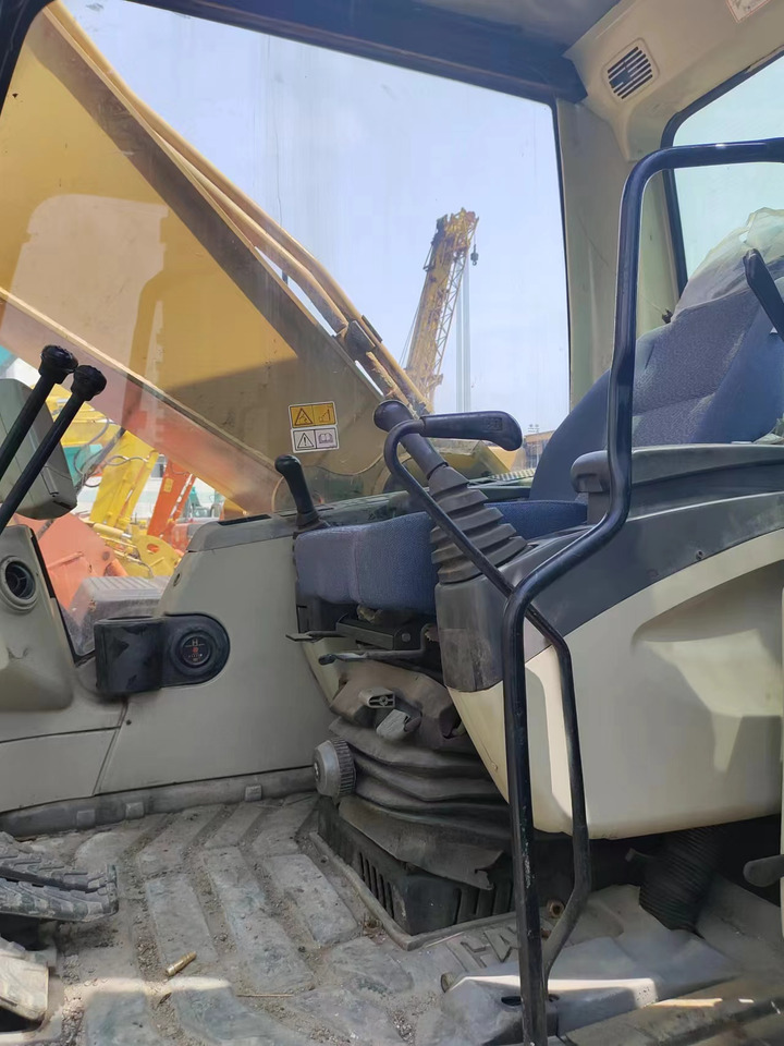 CATERPILLAR 325C - Lintekskavaator: pilt 5 CATERPILLAR 325C - Lintekskavaator: pilt 5