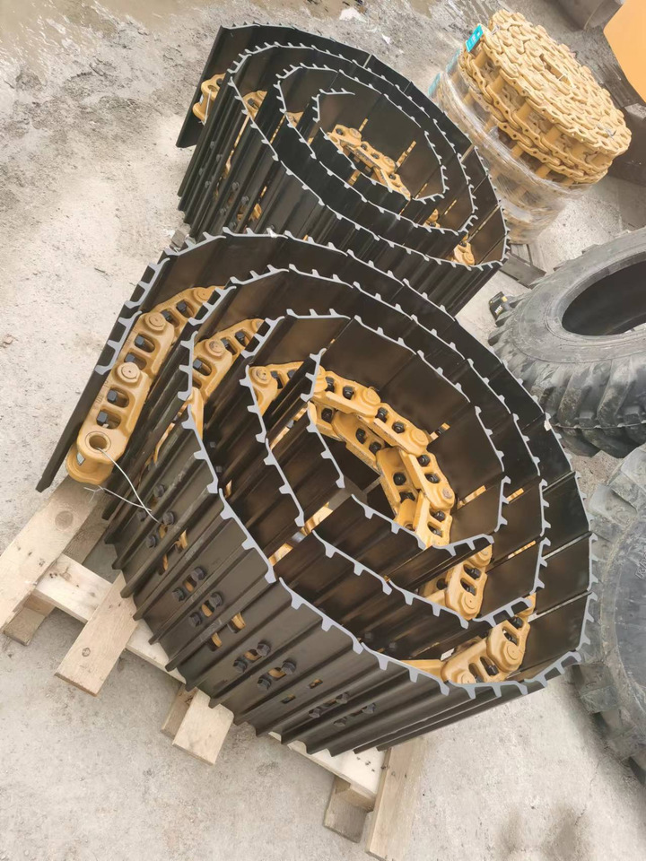 CATERPILLAR 600MM wxcavator track - Relss - Lintekskavaator: pilt 1 CATERPILLAR 600MM wxcavator track - Relss - Lintekskavaator: pilt 1