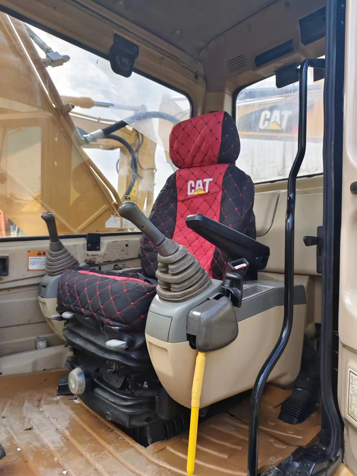 CATERPILLAR CAT 320BL - Lintekskavaator: pilt 5 CATERPILLAR CAT 320BL - Lintekskavaator: pilt 5