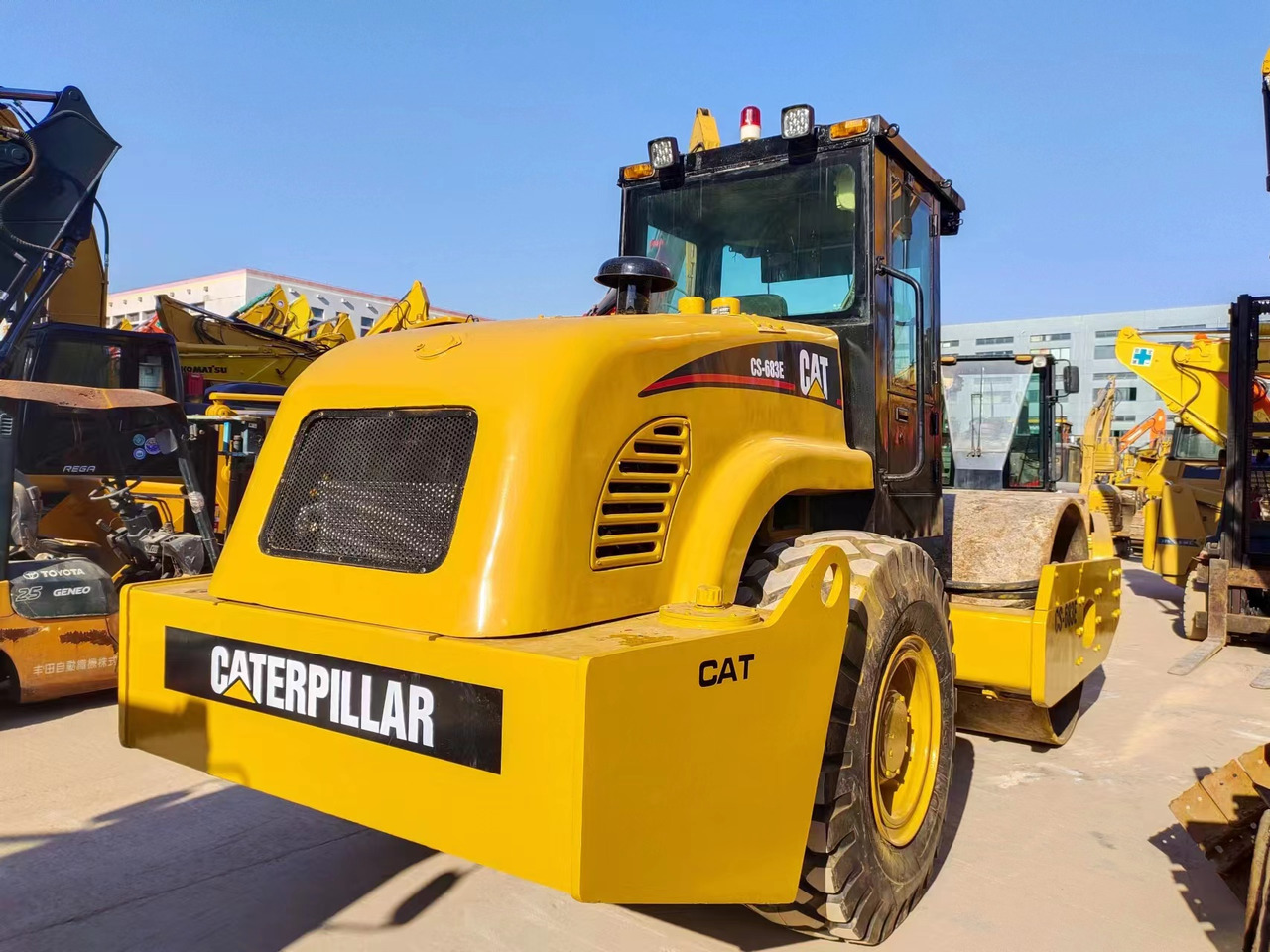 CATERPILLAR CS683E - Tihendaja: pilt 4 CATERPILLAR CS683E - Tihendaja: pilt 4