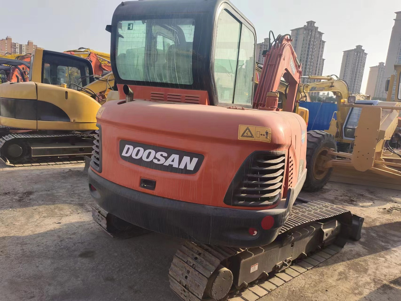 DOOSAN DX60 - Miniekskavaator: pilt 5 DOOSAN DX60 - Miniekskavaator: pilt 5