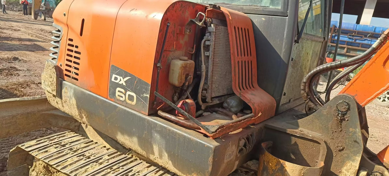 DOOSAN dx60 - Miniekskavaator: pilt 4 DOOSAN dx60 - Miniekskavaator: pilt 4