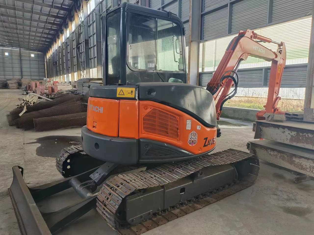 HITACHI ZX50U - Miniekskavaator: pilt 3 HITACHI ZX50U - Miniekskavaator: pilt 3