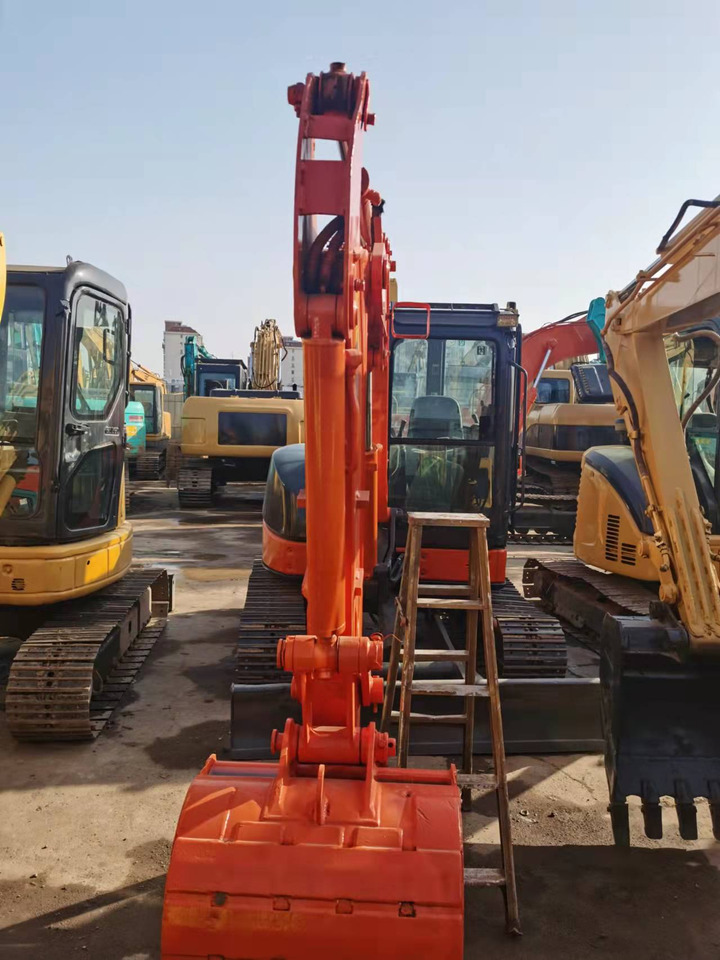 HITACHI ZX55 - Miniekskavaator: pilt 2 HITACHI ZX55 - Miniekskavaator: pilt 2
