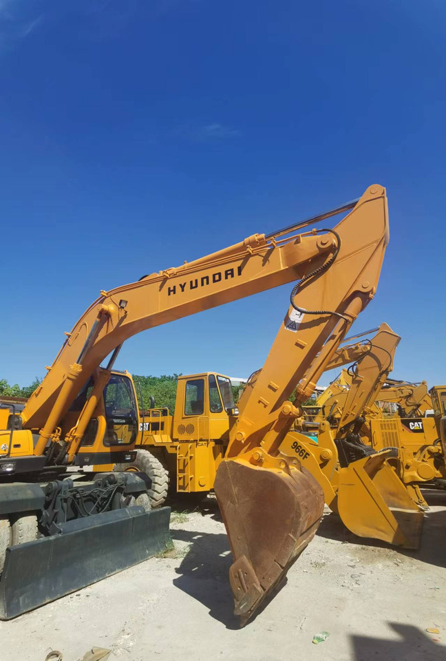 HYUNDAI ROBEX 210W-9 - Ratastel ekskavaator: pilt 2 HYUNDAI ROBEX 210W-9 - Ratastel ekskavaator: pilt 2