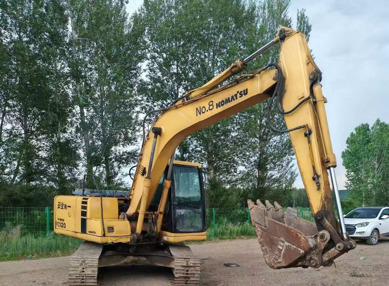 KOMATSU PC120-6 - Lintekskavaator: pilt 2 KOMATSU PC120-6 - Lintekskavaator: pilt 2