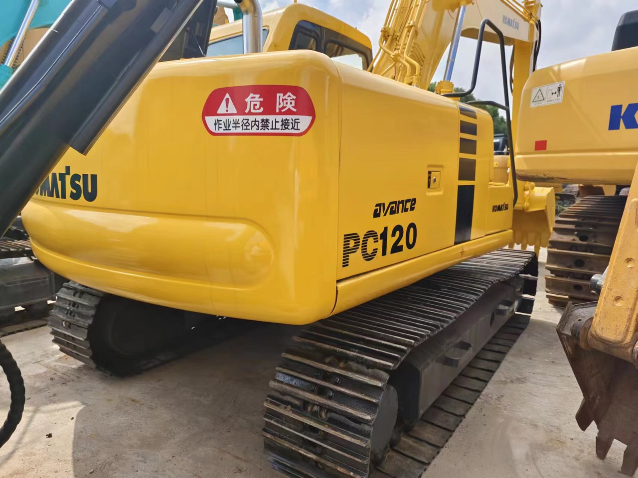 KOMATSU PC120-6 - Lintekskavaator: pilt 2 KOMATSU PC120-6 - Lintekskavaator: pilt 2